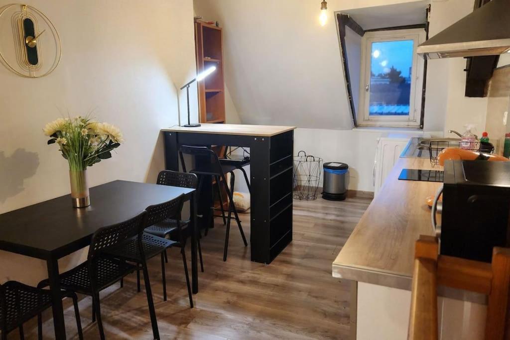 Appartamento Grand Duplex Du Beffroi Douai Esterno foto