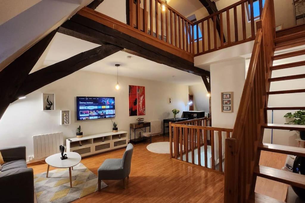 Appartamento Grand Duplex Du Beffroi Douai Esterno foto